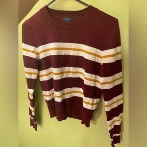 Striped maroon crew neck sweater Forever 21